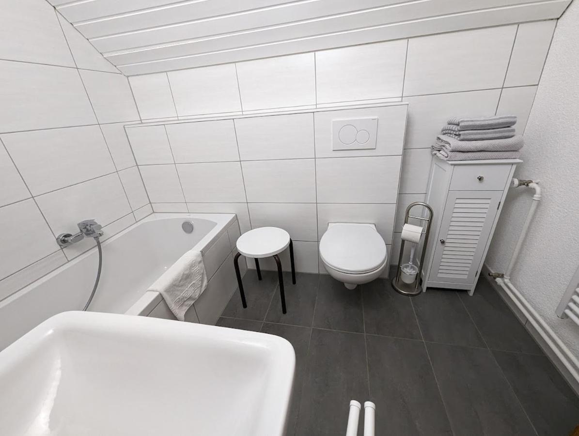 C4 Albmatte-fewo Sauna, Hallenbad Aussenbecken Massagen Nebenan Apartment